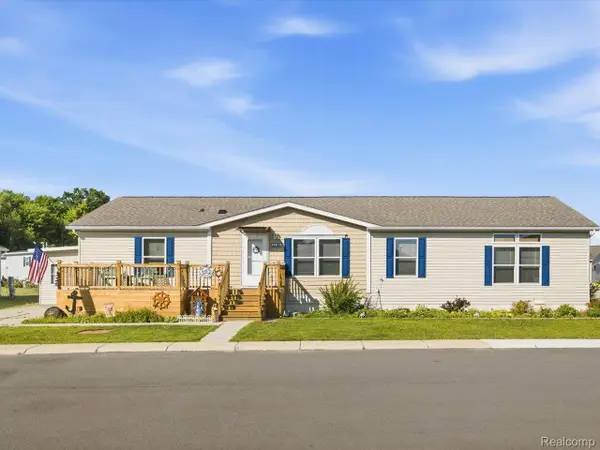 6180 Twin Lakes Drive, PortHuron, MI 48074