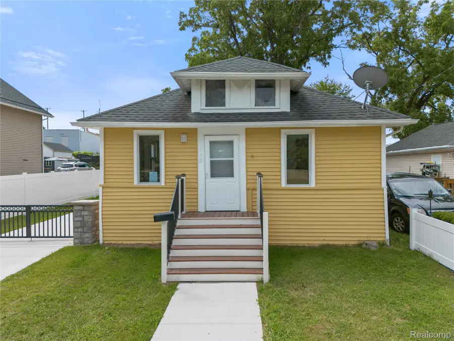 138 Mechanic Street, Pontiac, MI 48342 - #2