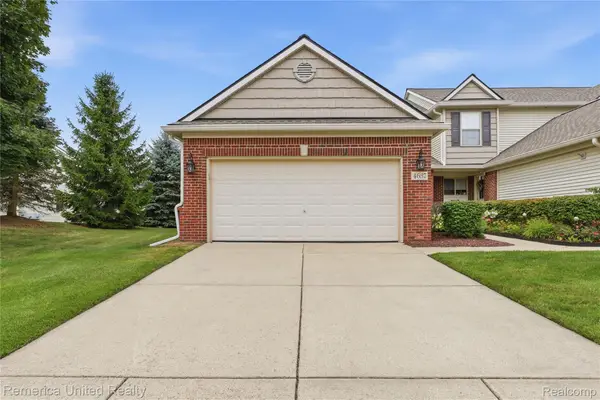 4637 Summer Ridge Drive, Howell, MI 48843