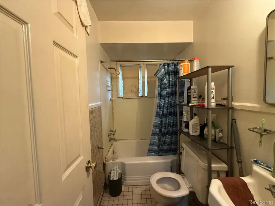 15830 Meyers Road, Detroit, MI 48227 - #3