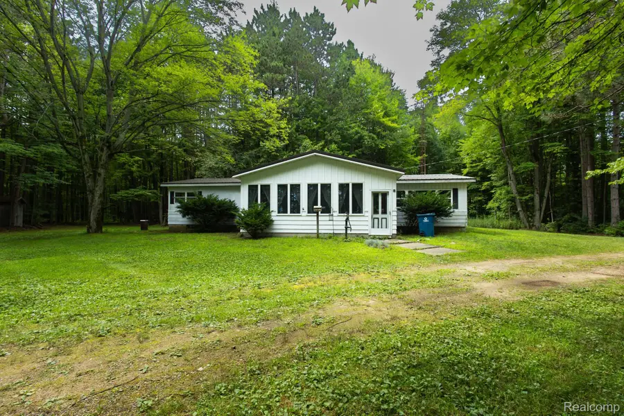 7800 Oak Road, Millington, MI 48746 - #3