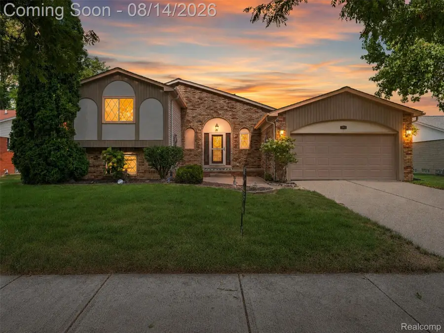 5114 Fedora Drive, Troy, MI 48085 - #3