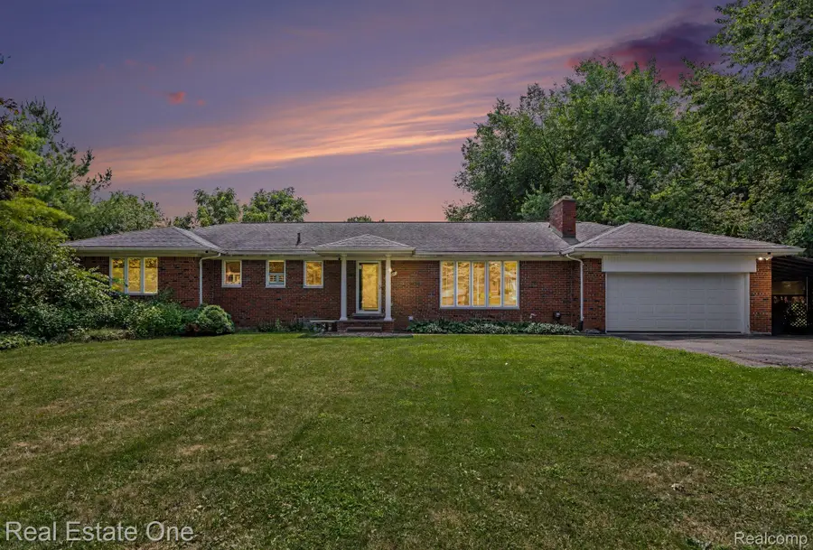 2888 Colonial Way, Bloomfield, MI 48304 - #2
