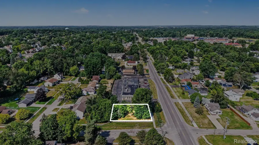 2703 Pontiac Lake Road, Waterford, MI 48328 - #2