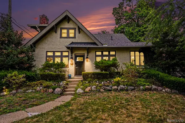 1 Kensington Boulevard, PleasantRidge, MI 48069