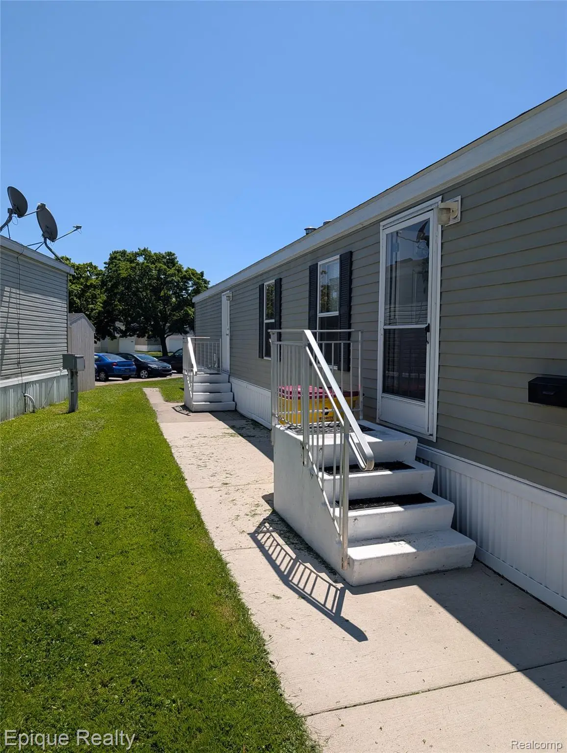 952 Cour Retta Street, Warren, MI 48091 - #1