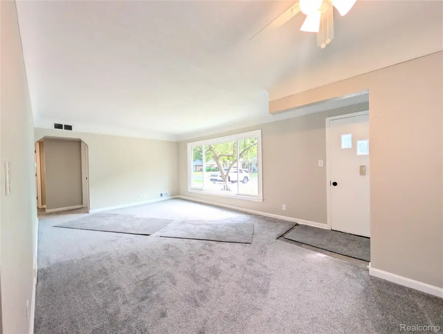 3010 Cheyenne Avenue, Flint, MI 48507 - #3