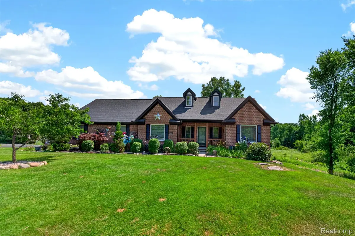 2660 Scenic Meadows Drive, Ortonville, MI 48462 - #1
