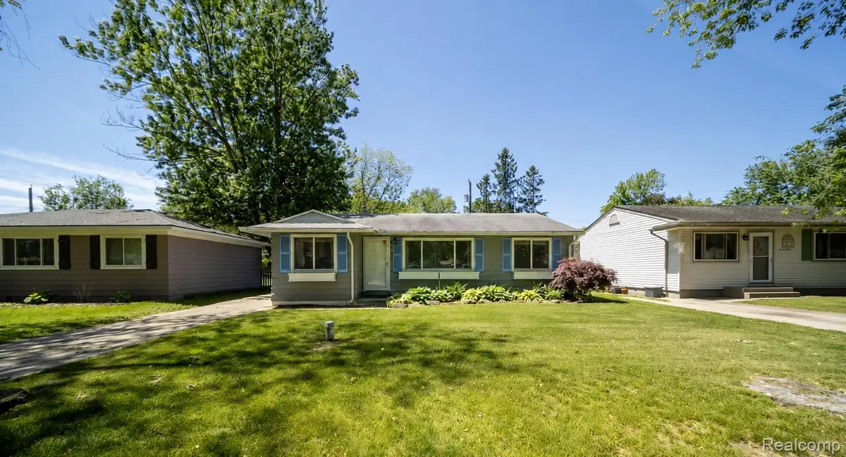 2363 Darnell Street, Wolverine Lake, MI 48390 - #1
