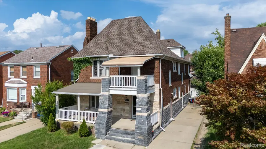 7312 Theisen Street, Dearborn, MI 48126 - #2