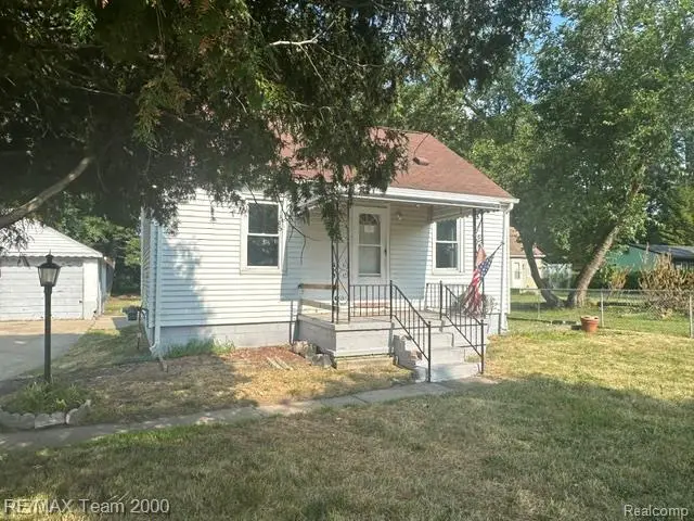 21604 Sunset Avenue, Warren, MI 48091 - #1