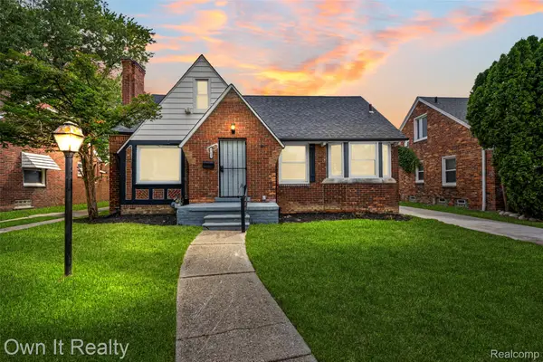 17612 Plainview Avenue, Detroit, MI 48219