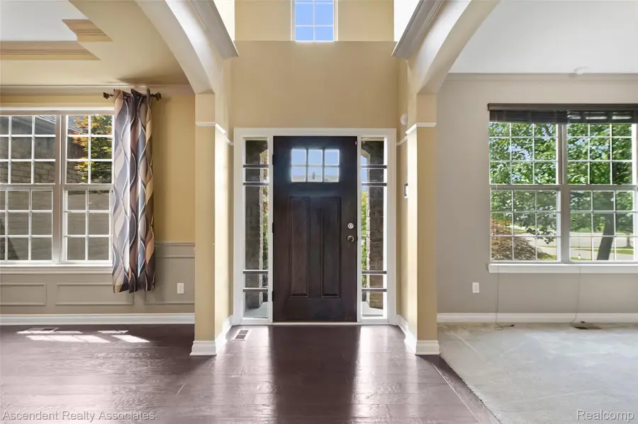 915 Appleton Court, Oakland, MI 48363 - #3