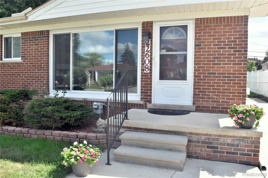 22608 Raymond Court, Saint Clair Shores, MI 48082 - #3