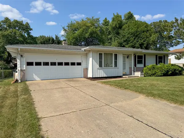 4176 Pomeroy Avenue, Waterford, MI 48329