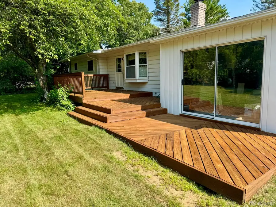 4176 Pomeroy Avenue, Waterford, MI 48329 - #3