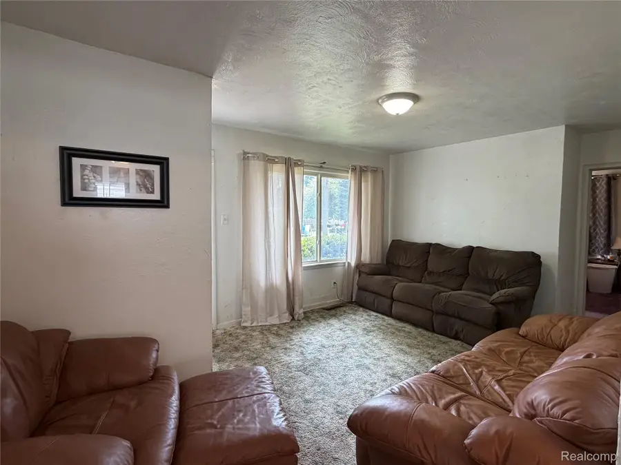 2065 Brady Avenue, Burton, MI 48529 - #3