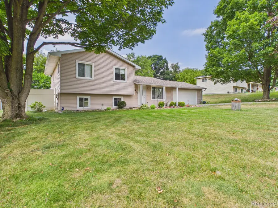 4411 Huckleberry Circle, Columbiaville, MI 48421 - #2