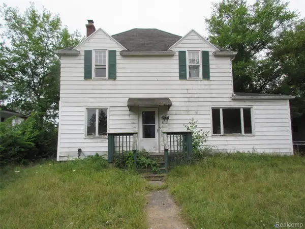 2217 Raskob Street, Flint, MI 48504