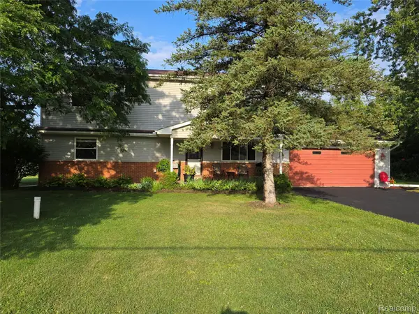 60885 Indian Trail, Ray, MI 48096