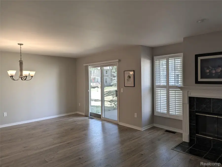 9327 Eastwind Drive, Livonia, MI 48150 - #3