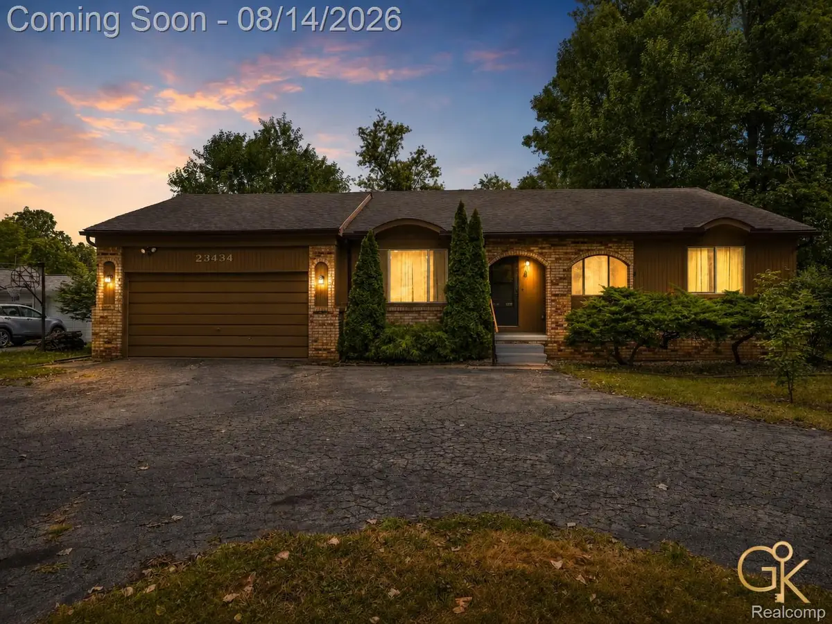 23434 Haynes Street, Farmington, MI 48336 - #1