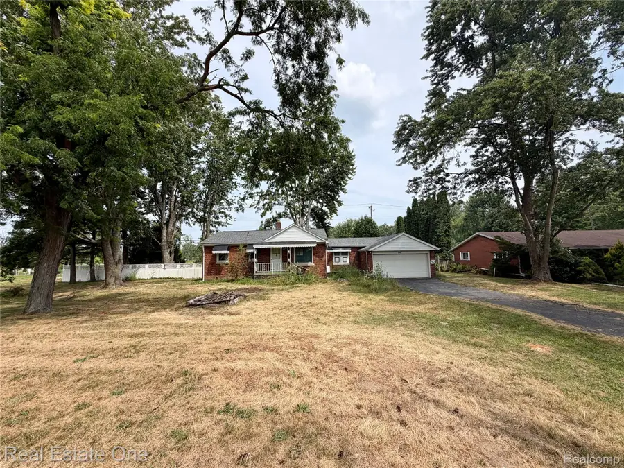 4985 Denton Road, Canton, MI 48188 - #2