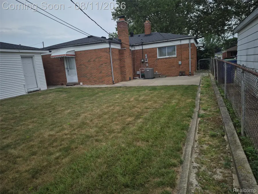 30541 Iroquois Drive, Warren, MI 48088 - #3