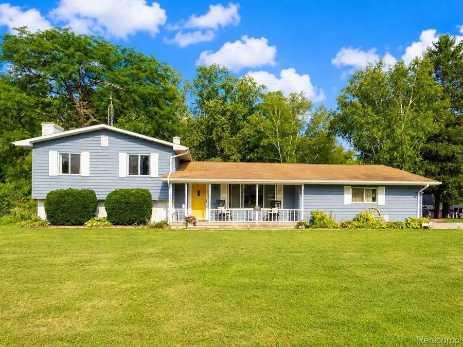 5197 Capri Lane, Flint, MI 48507 - #2