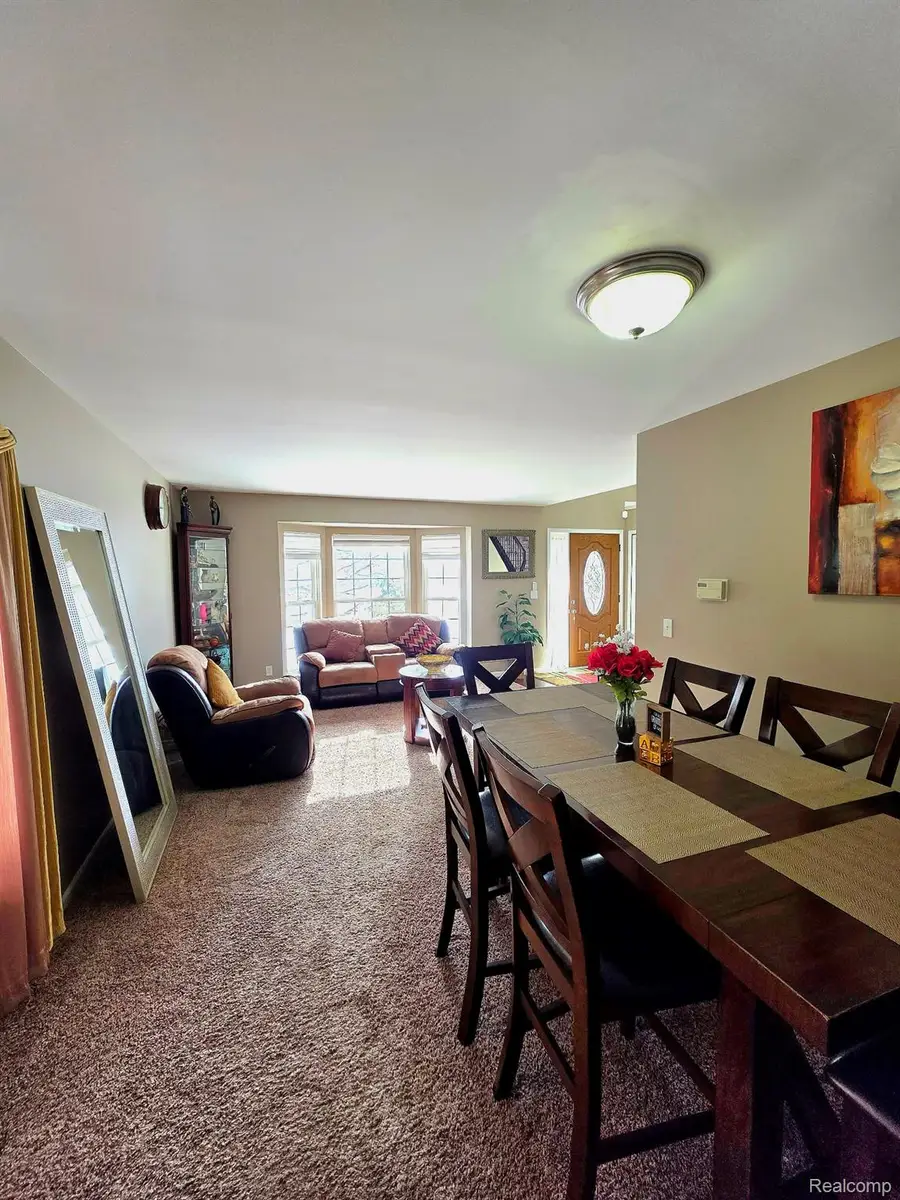 8366 Sherwood Drive, Grand Blanc, MI 48439 - #3