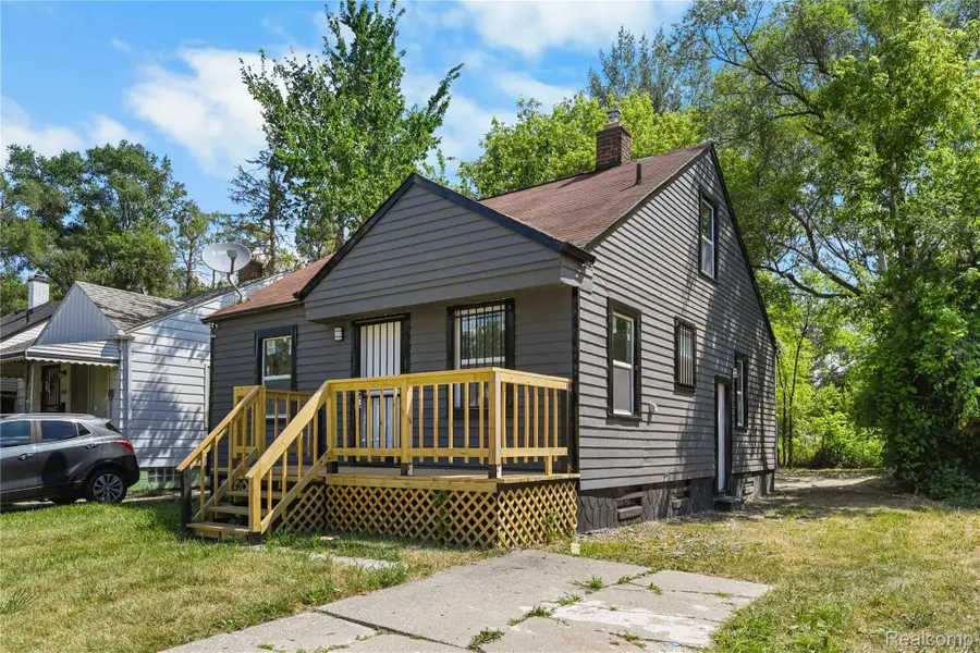 9016 Auburn Street, Detroit, MI 48228 - #2