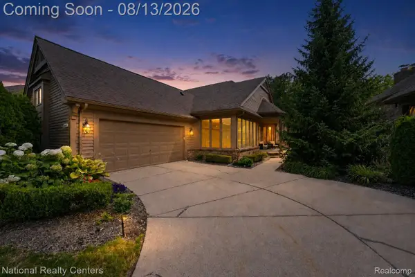 13648 Eaton Drive, Plymouth, MI 48170