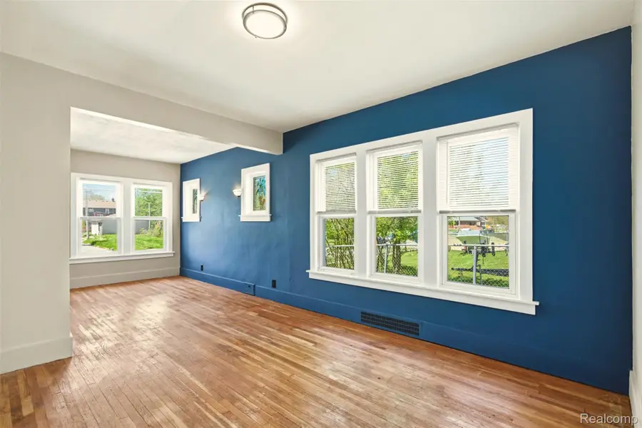 390 Ashland Street, Detroit, MI 48215 - #2