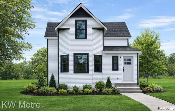 8864 Charlevoix Street, Detroit, MI 48214