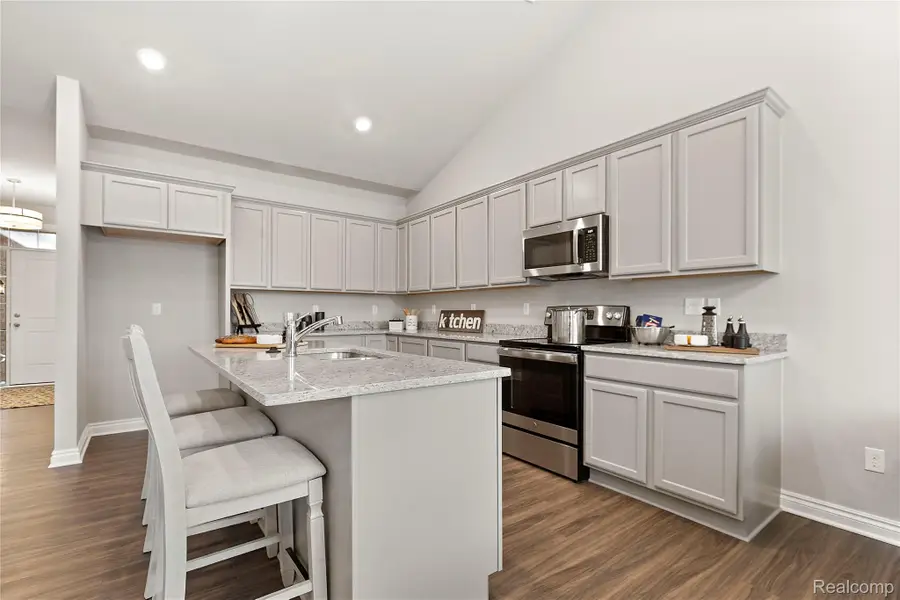 9932 Crossview Trail #186, Howell, MI 48855 - #3