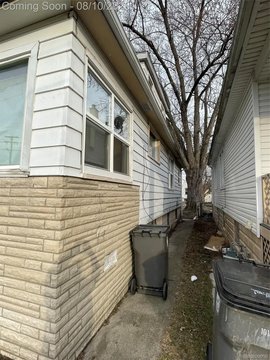 4525 6th Street, Ecorse, MI 48229 - #2