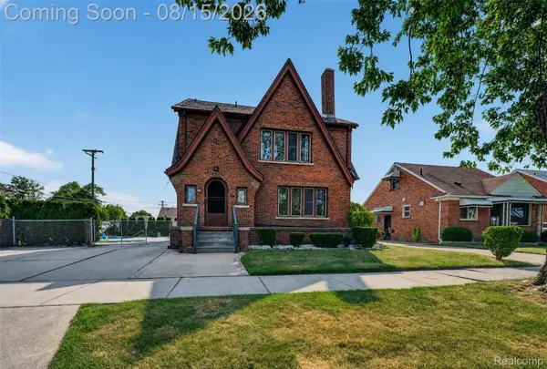 9235 Hubert Avenue, AllenPark, MI 48101