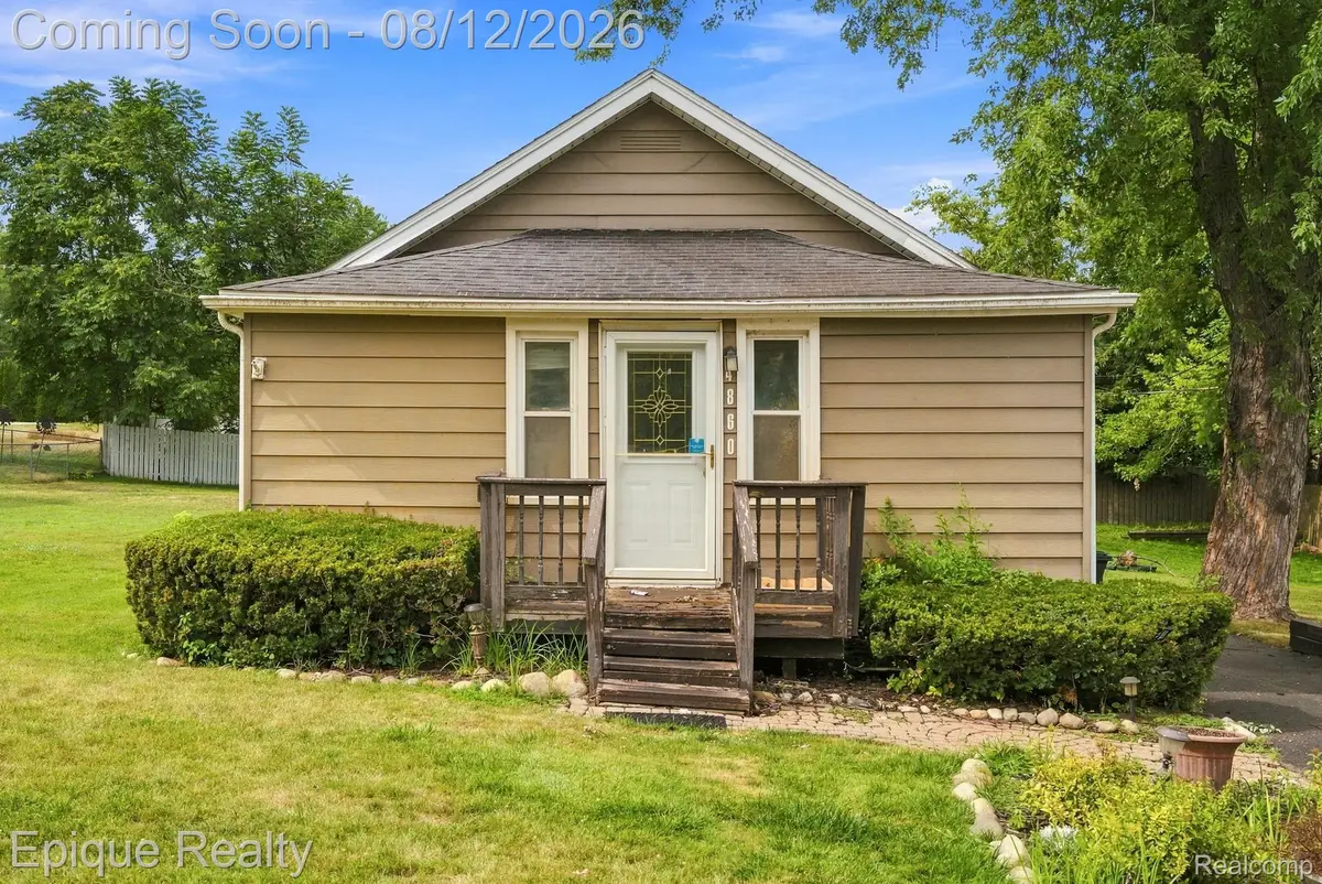 4860 Lakeview Avenue, West Bloomfield, MI 48324 - #1