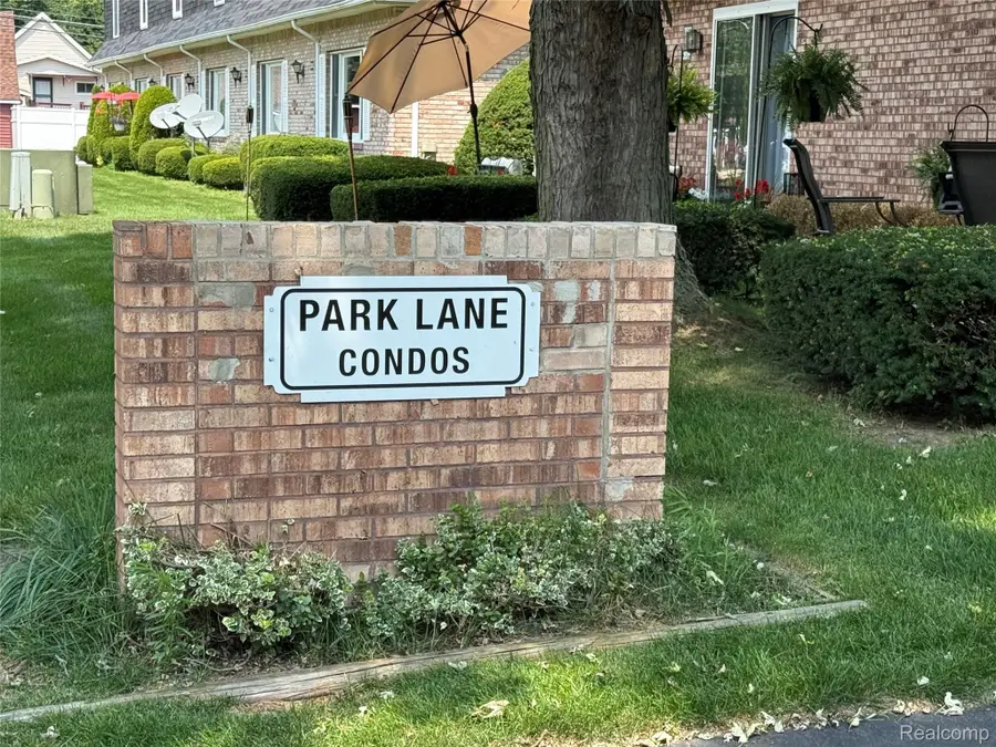 3510 Holland Park Lane #12, Port Huron, MI 48060 - #3