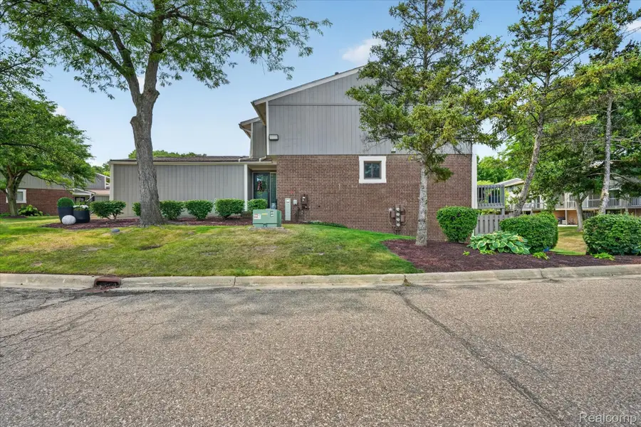 1060 Bristol Court, Northville, MI 48167 - #3
