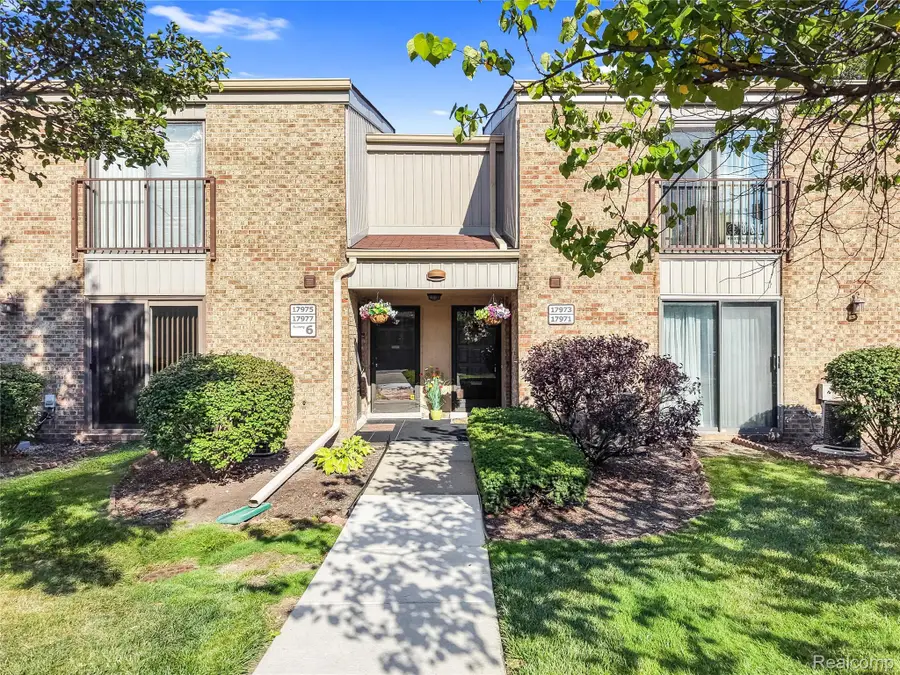 17973 University Park Drive, Livonia, MI 48152 - #2