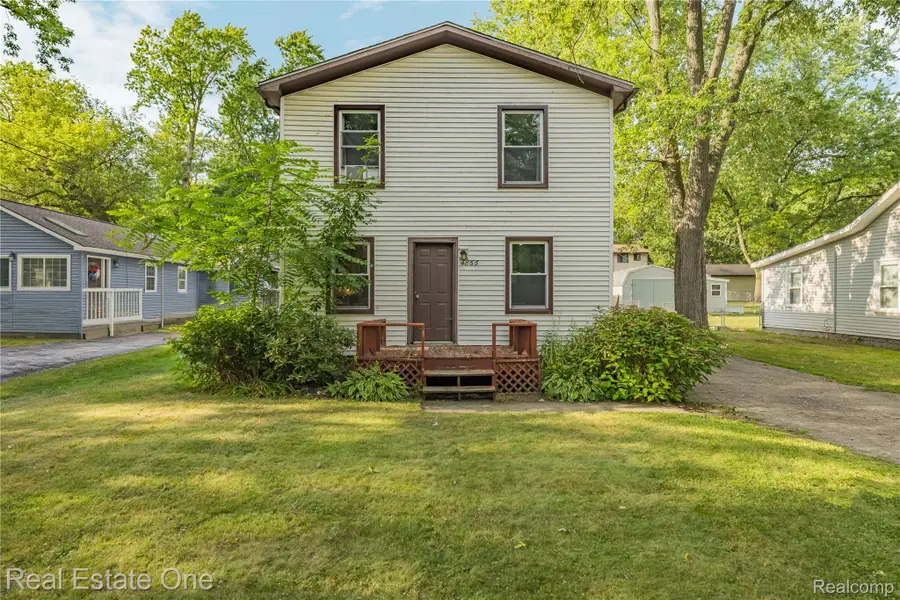 4866 Filer Street, Waterford, MI 48328 - #2