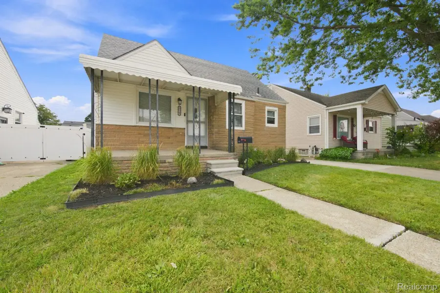 17763 Valade Street, Riverview, MI 48193 - #3