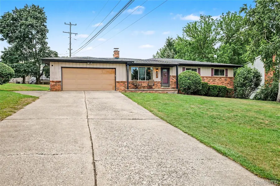 131 Indian Knolls Street, Oxford, MI 48371 - #2