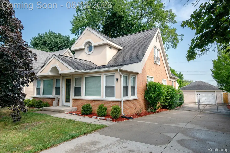 22 Cloverport Avenue, Rochester Hills, MI 48307 - #3