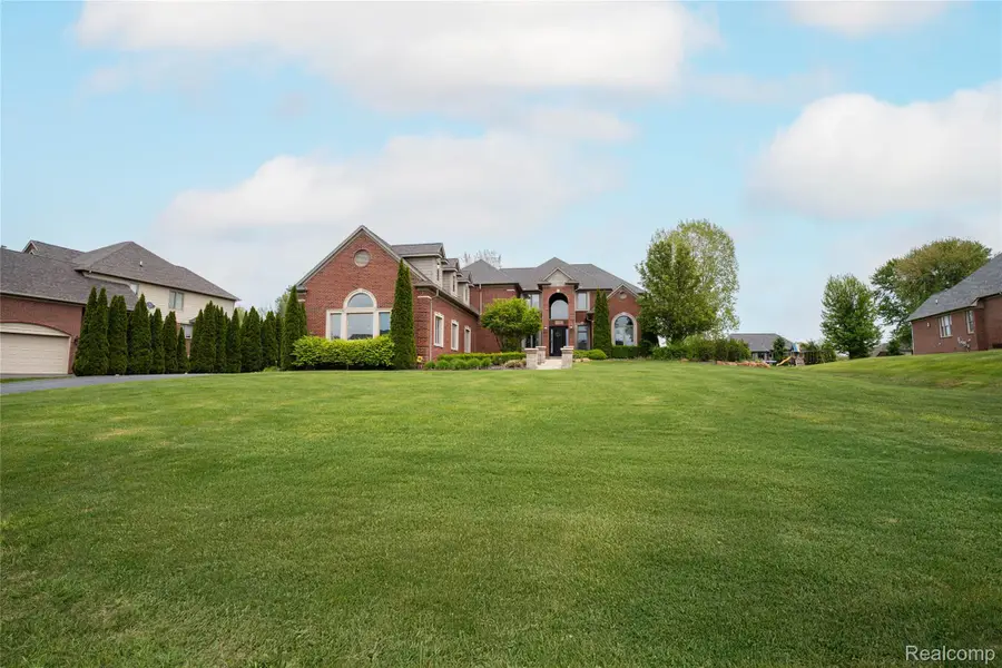 67102 Rachael Lane, Washington, MI 48095 - #2