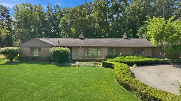 6975 Wing Lake Road, BloomfieldHills, MI 48301