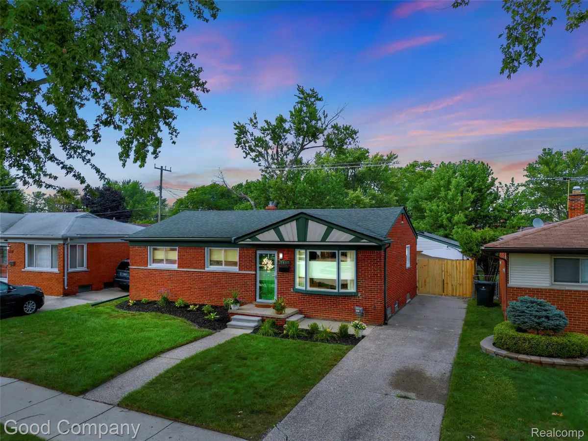 21605 Barton Street, Saint Clair Shores, MI 48081 - #1