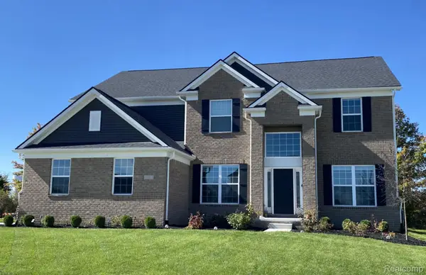 22230 Poppi Court, SouthLyon, MI 48178