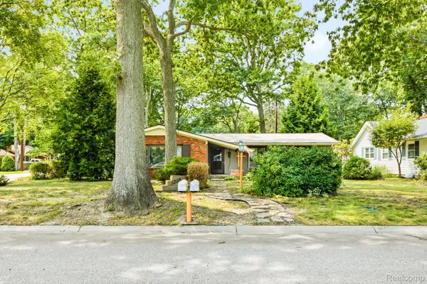 3209 Mount Vernon Road, PortHuron, MI 48060